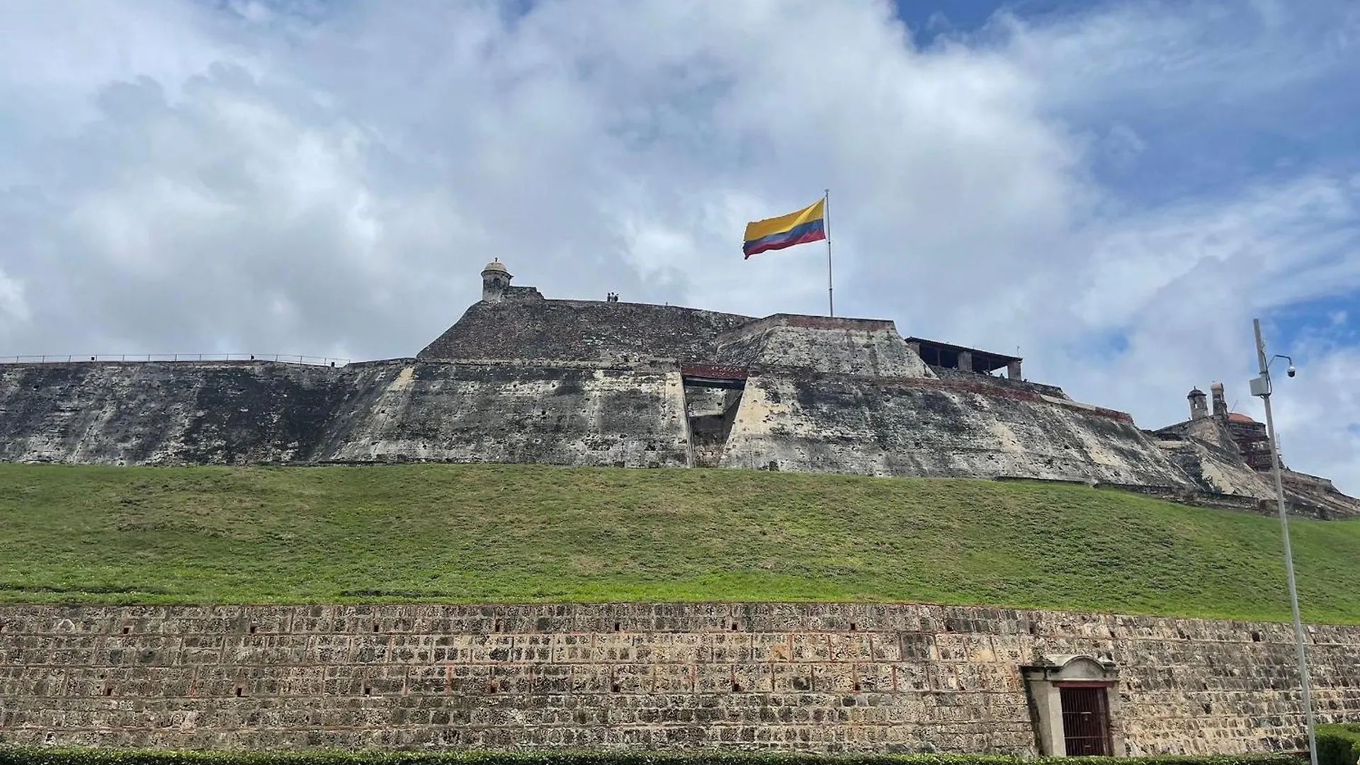 U-Go Palmetto Eliptic - Confort Y Estilo En Cartagena Colombia